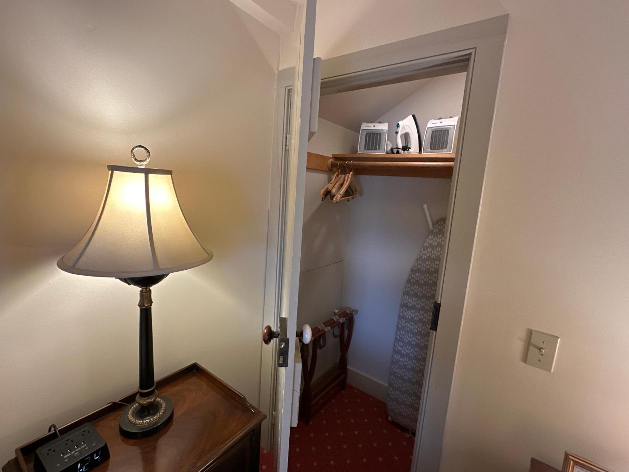 Bed and Breakfast The 1708 House Southampton Exterior foto